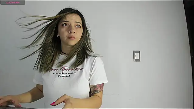 Ana-Spencer online show from February 19, 2026, 11:06 am