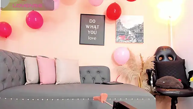 Snapshot of victoriazans chatting on February 10, 2026, 4:05 am victoriazans online show from February 10, 2026, 4:05 am