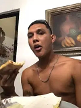 Snapshot of _Usher chatting on February 28, 2026, 2:23 am Usher online show from February 28, 2026, 2:23 am