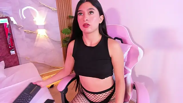 avigail xo online show from April 1, 2026, 7:00 pm