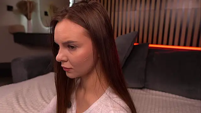 Kalisa s online show from February 19, 2026, 9:44 pm