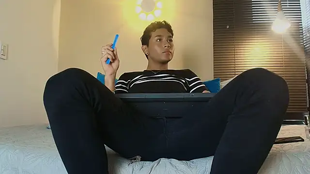 Damon Salvarote S online show from February 6, 2026, 8:01 pm