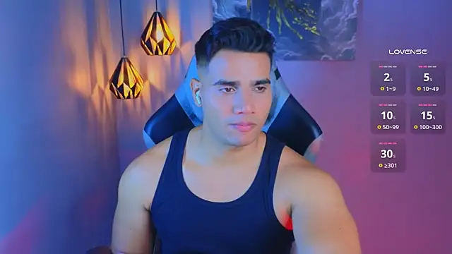 Snapshot of AndresRodriguez1 chatting on April 4, 2026, 12:20 am AndresRodriguez1 online show from April 4, 2026, 12:20 am