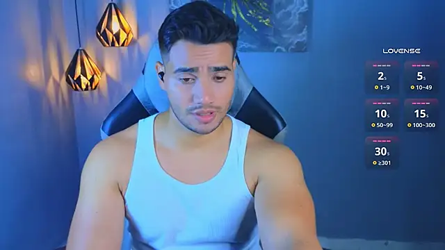 Snapshot of AndresRodriguez1 chatting on April 10, 2026, 11:31 pm AndresRodriguez1 online show from April 10, 2026, 11:31 pm