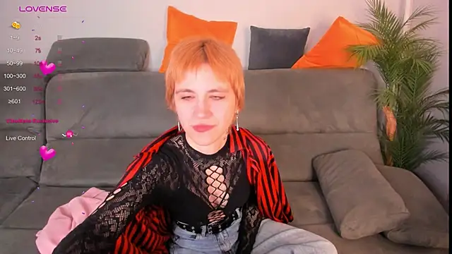 AutumnWhisper online show from March 2, 2026, 8:37 pm