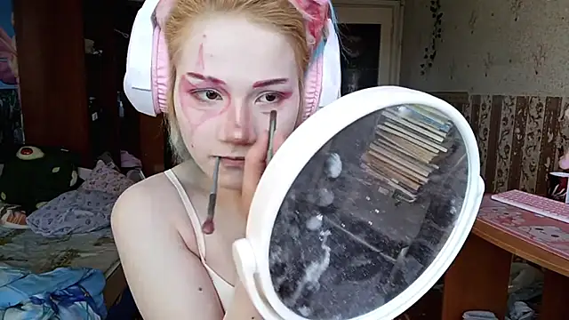 Snapshot of KathernSaulters chatting on February 21, 2026, 7:09 am KathernSaulters online show from February 21, 2026, 7:09 am