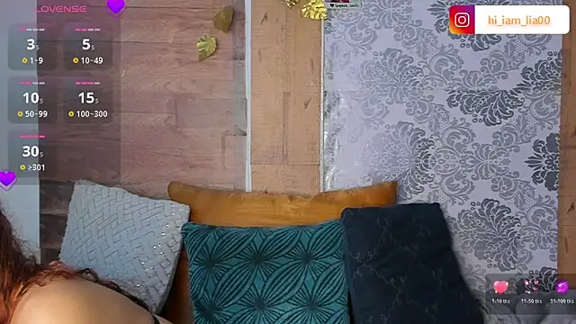 LiaHansson00 online show from February 27, 2026, 4:07 pm