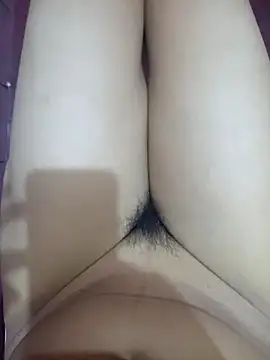 Snapshot of dallm5 chatting on April 10, 2026, 12:49 am dallm5 online show from April 10, 2026, 12:49 am