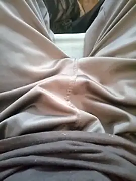 Snapshot of dallm5 chatting on April 11, 2026, 10:36 pm dallm5 online show from April 11, 2026, 10:36 pm