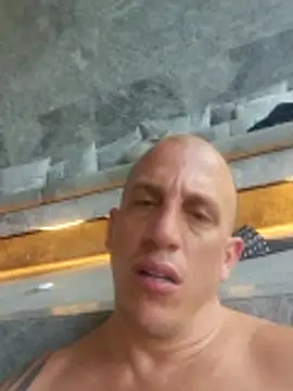 superhotpapi online show from February 2, 2026, 5:44 pm