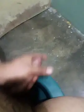 tortolito201 online show from February 6, 2026, 5:12 am