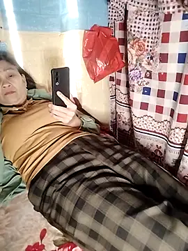 miko nyan2006 online show from March 4, 2026, 3:34 am