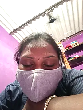 Tamil Hot Nisha online show from March 1, 2026, 7:54 am