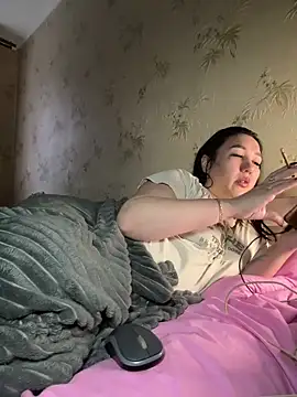 Naughtgirl 2026 online show from February 14, 2026, 2:14 pm