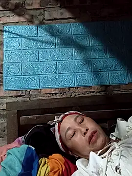 lena-cute online show from March 12, 2026, 11:22 pm