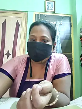 06Rozi online show from February 25, 2026, 5:28 am