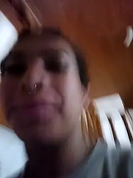 MeelFox online show from March 11, 2026, 12:22 pm