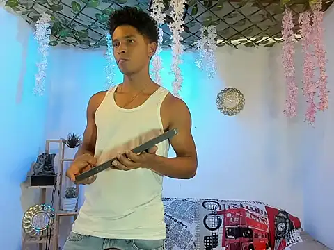 Snapshot of Yoel_hot2004 chatting on February 10, 2026, 7:40 pm Yoel hot2004 online show from February 10, 2026, 7:40 pm