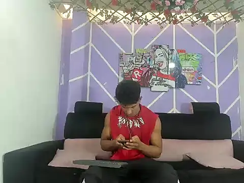 Snapshot of Yoel_hot2004 chatting on April 3, 2026, 7:34 pm Yoel hot2004 online show from April 3, 2026, 7:34 pm