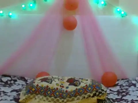 Snapshot of LIZNA_0 chatting on February 22, 2026, 4:49 pm LIZNA 0 online show from February 22, 2026, 4:49 pm