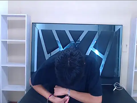 sebas twink7 online show from February 19, 2026, 3:35 am