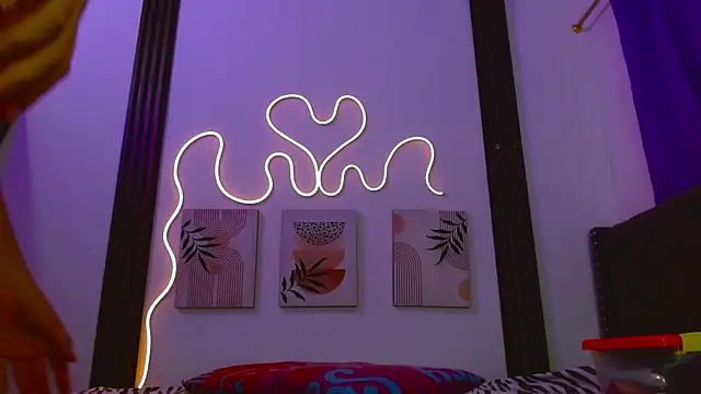 miss caty online show from April 14, 2026, 11:44 pm