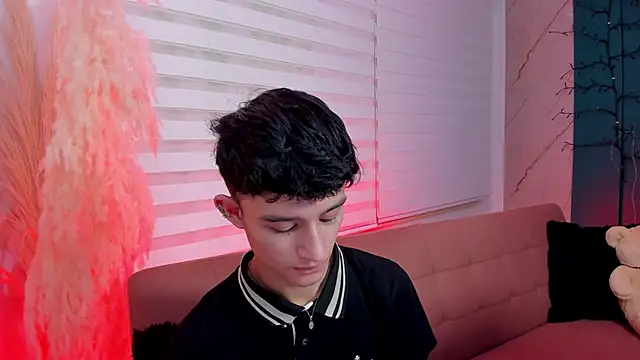 Snapshot of Patrick_Howland_ chatting on February 26, 2026, 3:27 am Patrick Howland online show from February 26, 2026, 3:27 am