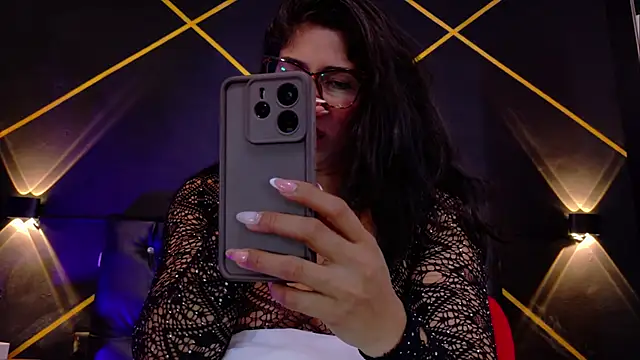 serena kournikova online show from February 12, 2026, 10:05 pm