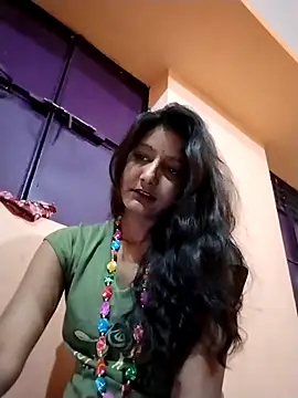 Ayesharani1 online show from February 3, 2026, 9:42 pm