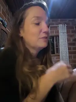 Snapshot of Loirinha_surf chatting on February 19, 2026, 5:47 am Loirinha surf online show from February 19, 2026, 5:47 am