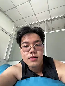 Snapshot of lucas-N888 chatting on March 23, 2026, 4:38 am lucas-N888 online show from March 23, 2026, 4:38 am