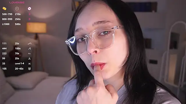 Snapshot of HannaHayles chatting on February 17, 2026, 6:47 pm HannaHayles online show from February 17, 2026, 6:47 pm