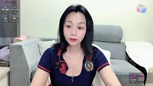 Snapshot of Sunny------ chatting on February 5, 2026, 7:35 am Sunny------ online show from February 5, 2026, 7:35 am