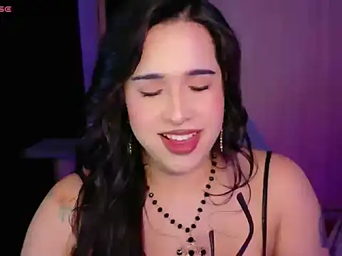 DIVINANGELA online show from May 1, 2026, 3:44 am