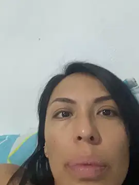 Snapshot of Emma_Sanz__ chatting on March 20, 2026, 3:11 am Emma Sanz online show from March 20, 2026, 3:11 am