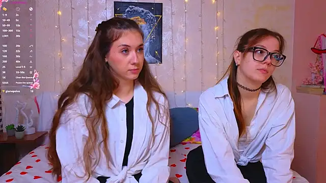 MelanieTwice online show from March 1, 2026, 11:45 am