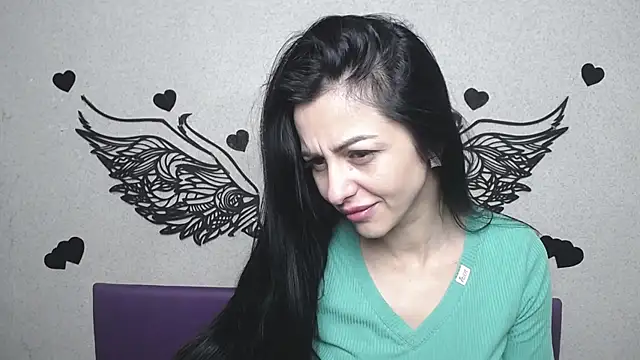EvaClarkk online show from April 30, 2026, 5:36 am
