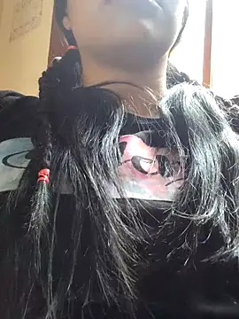 Snapshot of Julieta_Parker chatting on February 14, 2026, 4:26 pm Julieta Parker online show from February 14, 2026, 4:26 pm