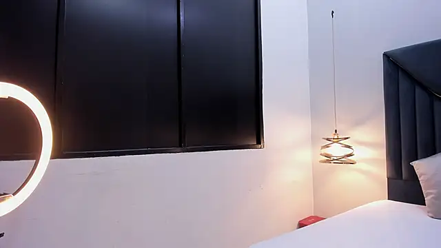 Snapshot of EmilyKartters chatting on February 25, 2026, 12:15 pm EmilyKartters online show from February 25, 2026, 12:15 pm