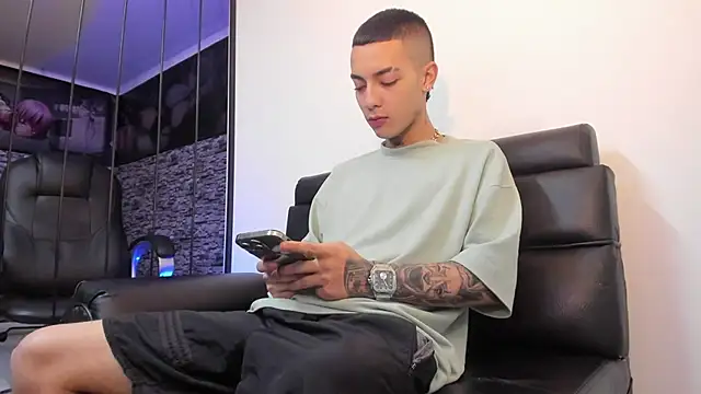 Dereck Boy  online show from March 26, 2026, 4:07 am