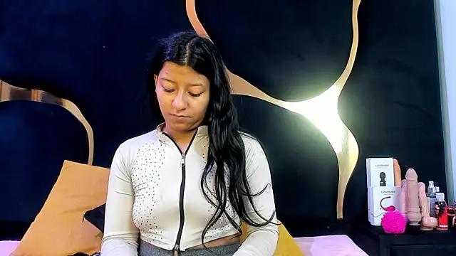 Vaneline2 online show from April 17, 2026, 6:00 pm