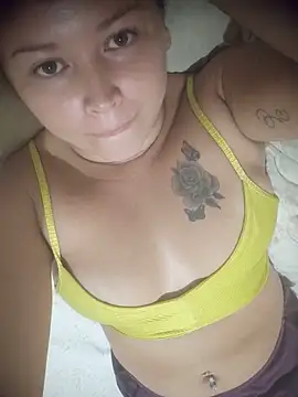 brunaahot online show from May 21, 2026, 11:06 am