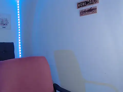 latin riahnna jp online show from March 18, 2026, 2:26 am