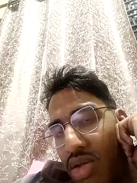 Snapshot of sexysai84 chatting on February 9, 2026, 2:54 pm sexysai84 online show from February 9, 2026, 2:54 pm