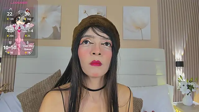 LisaLain online show from May 22, 2026, 12:11 pm