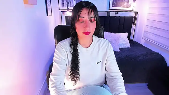 Snapshot of ladyraing chatting on February 17, 2026, 3:14 am ladyraing online show from February 17, 2026, 3:14 am