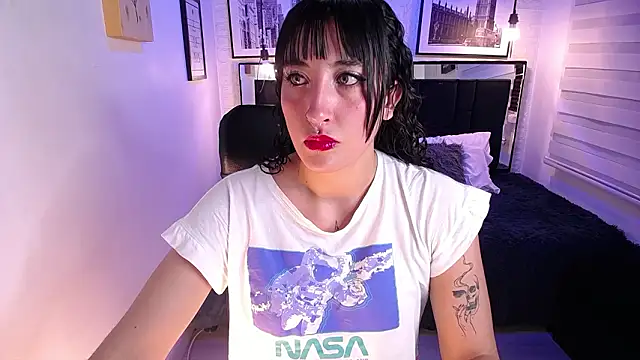 Snapshot of ladyraing chatting on February 26, 2026, 7:24 pm ladyraing online show from February 26, 2026, 7:24 pm