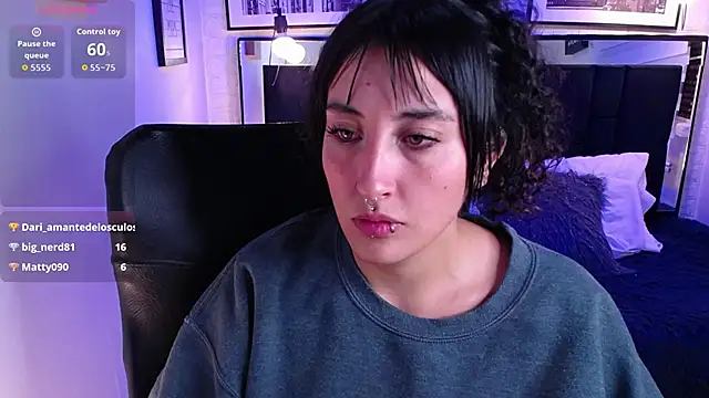 Snapshot of ladyraing chatting on February 28, 2026, 9:43 am ladyraing online show from February 28, 2026, 9:43 am