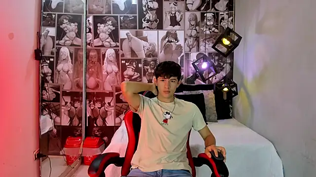 Christian Foxx online show from April 18, 2026, 11:38 pm