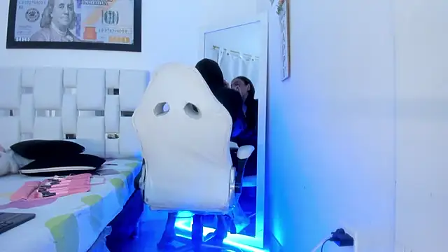 Snapshot of isabellalovestory chatting on February 10, 2026, 5:11 am isabellalovestory online show from February 10, 2026, 5:11 am